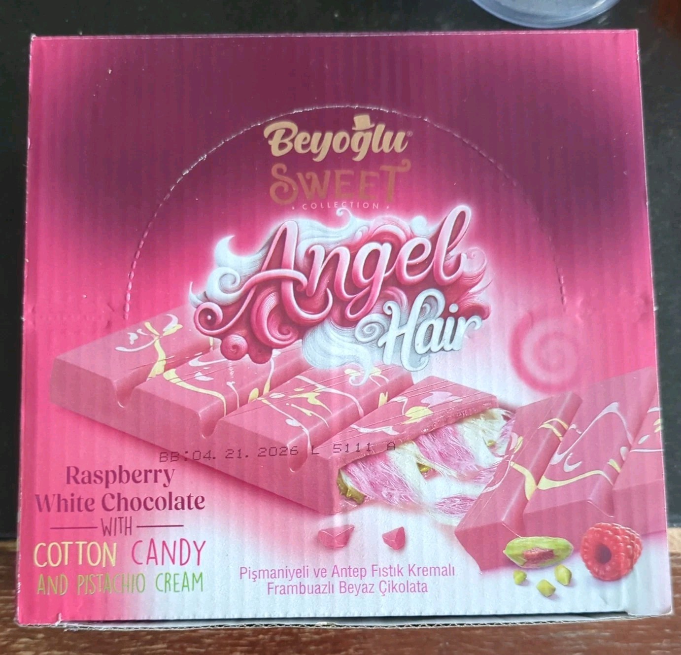 Dubai ANGEL HAIR Raspberry White Chocolate Cotton Candy & Pistachio Cream 179g