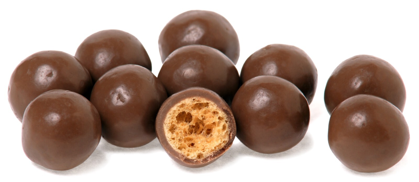 2 x MALTESERS Chocolates Balls With Light Crunchy Center Candies 135g (4.76oz)