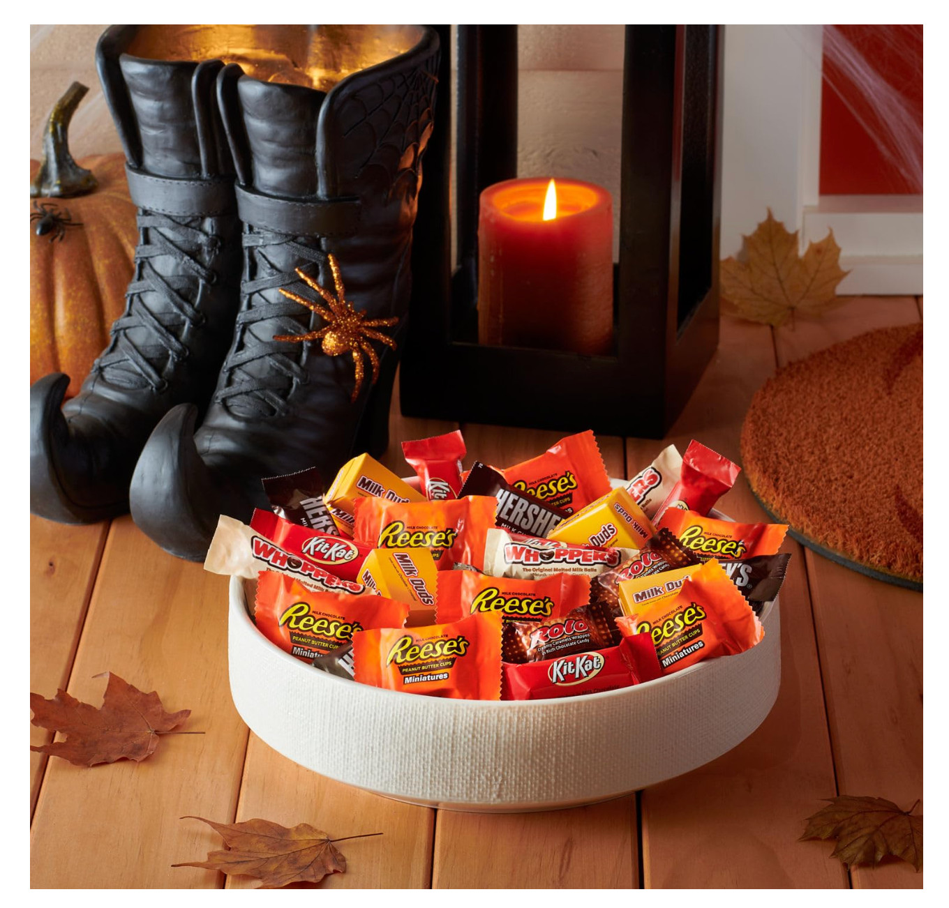 Hershey Miniatures Assorted Flavored, Halloween Candy Bulk Bag, 35.93 oz (115 Pi
