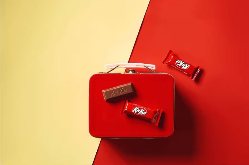 KIT KAT Miniature Milk Chocolate Wafer Candy Milk Chocolate Wafer 10.1 oz