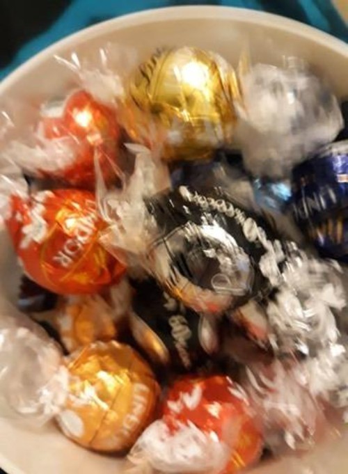 15.2 oz Assorted Chocolate Truffles – Smooth Melting Centers