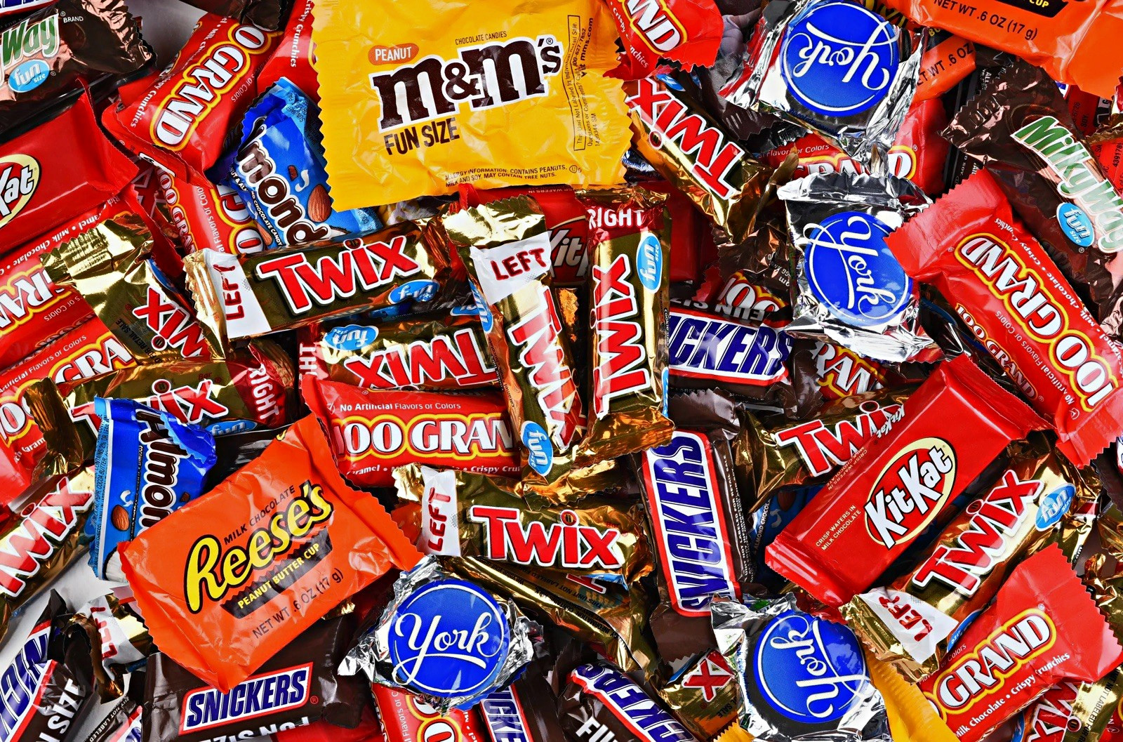 Member’s Mark Chocolate Sweet & Assortment Bag, Peanut Flavor