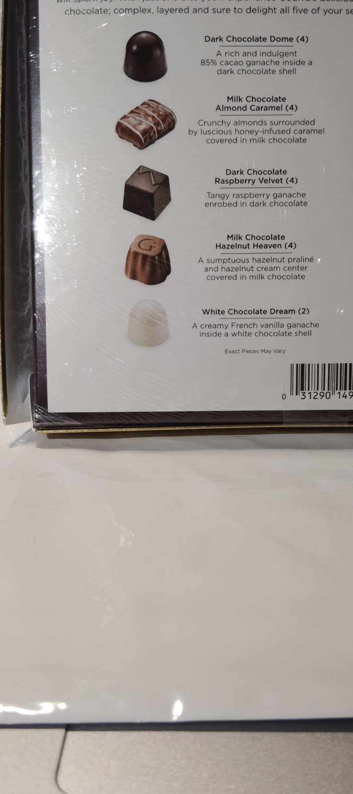 Godiva Goldmark Premium Assorted Chocolate Creations Gift Box 18 Pcs 7.7 oz Lot