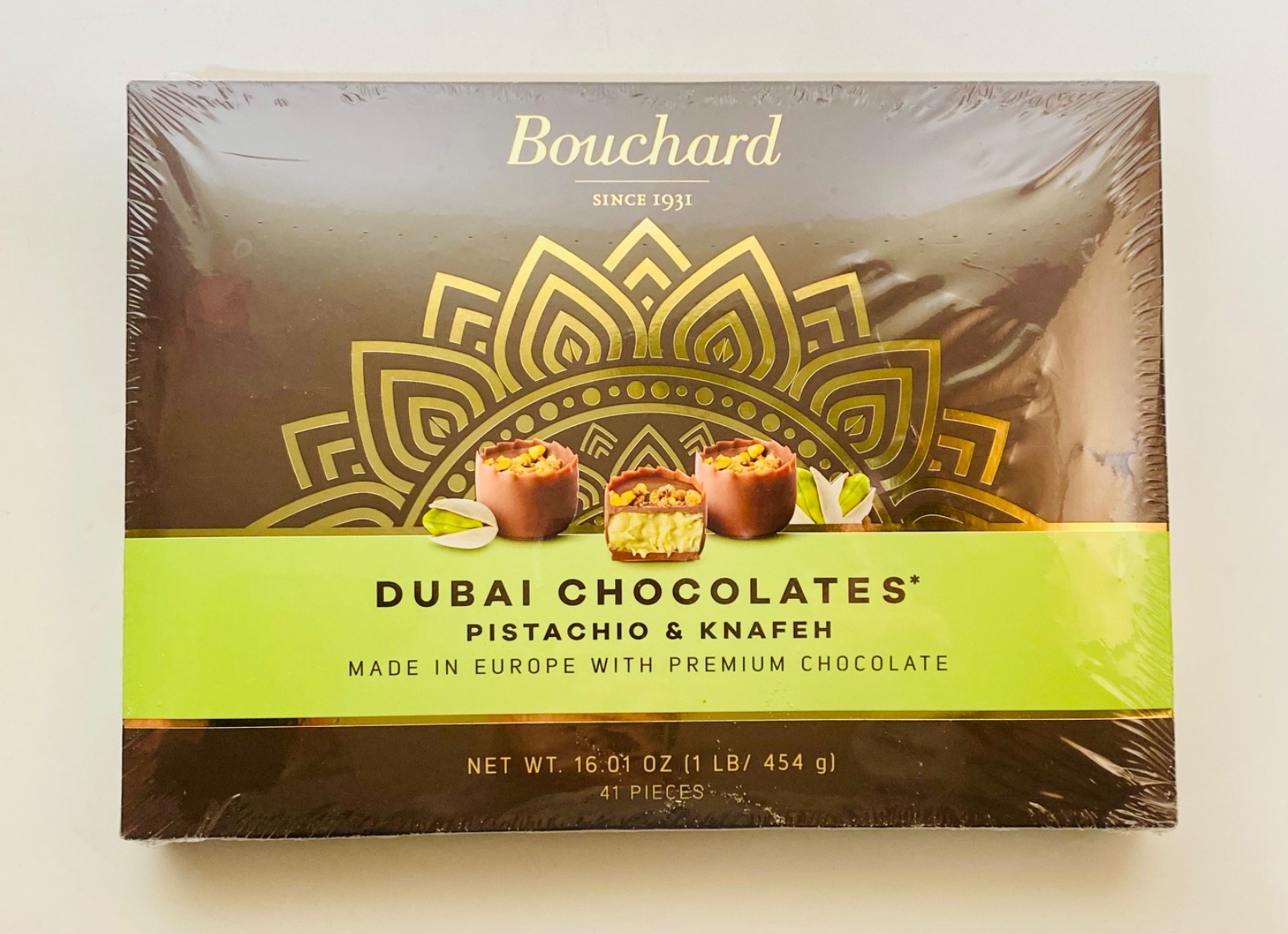 Bouchard DUBAI CHOCOLATES Pistachio & Knafeh, European, 41 Pieces, 16.01 oz Box