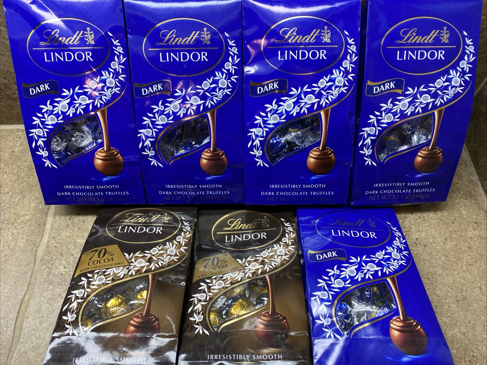 7 BAGS Lindt LINDOR Dark & Extra Dark Chocolate Truffles 5.1 oz Bag