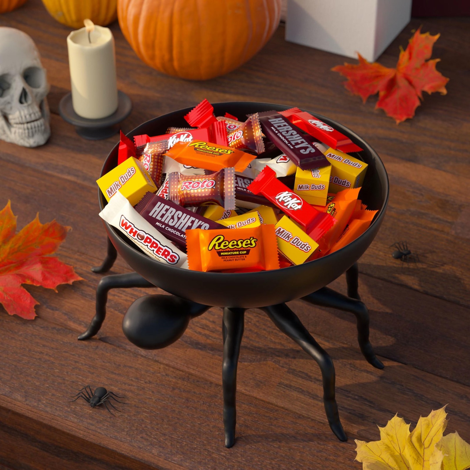 Hershey Miniatures Assorted Flavored, Halloween Candy Bulk 78.24 oz 275 Pieces