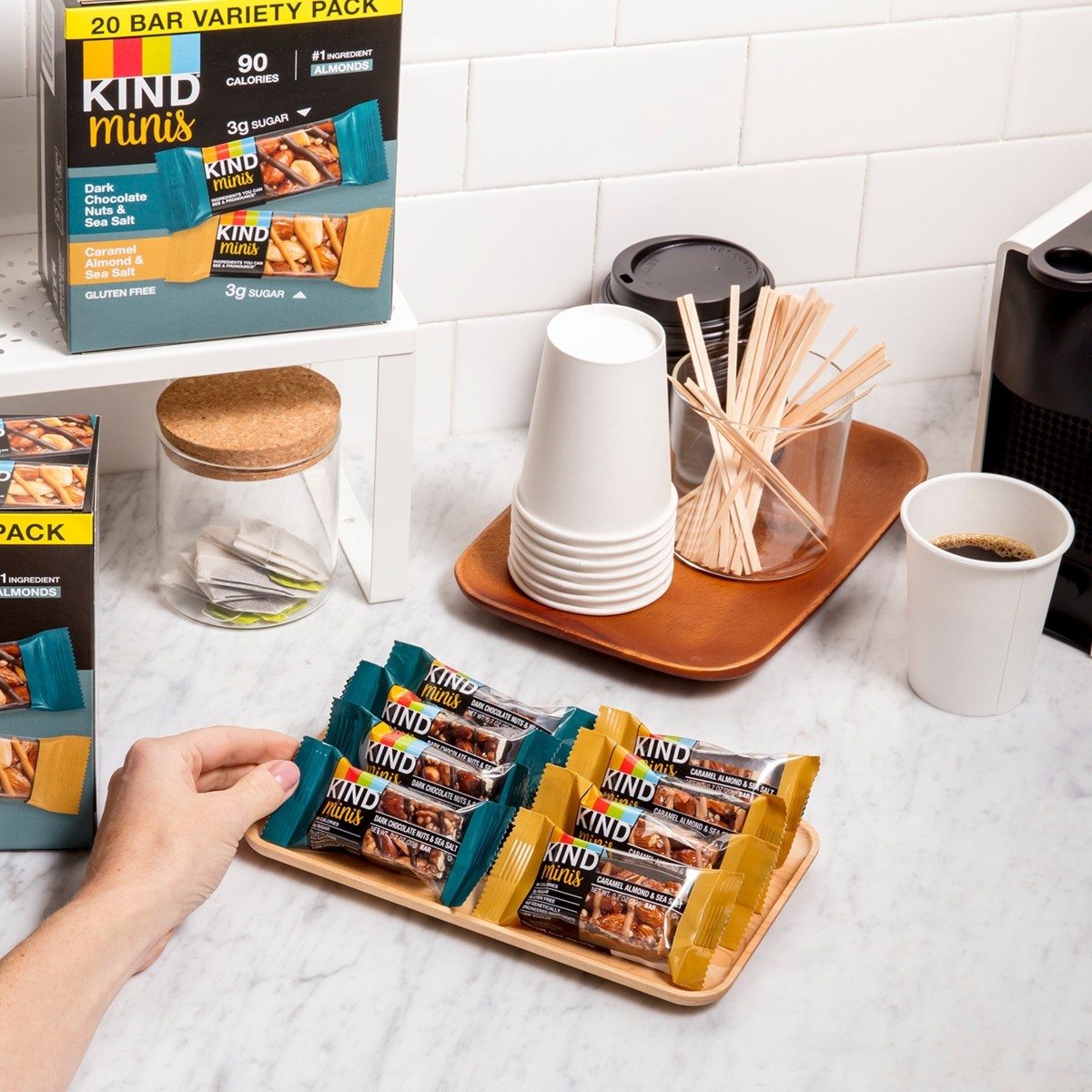 KIND Minis Dark Chocolate & Caramel Almond – 14oz/20ct