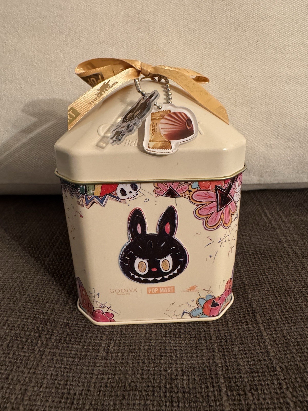 Godiva x Pop Mart Labubu Collab Limited Edition Gift Tin Milk Chocolate New