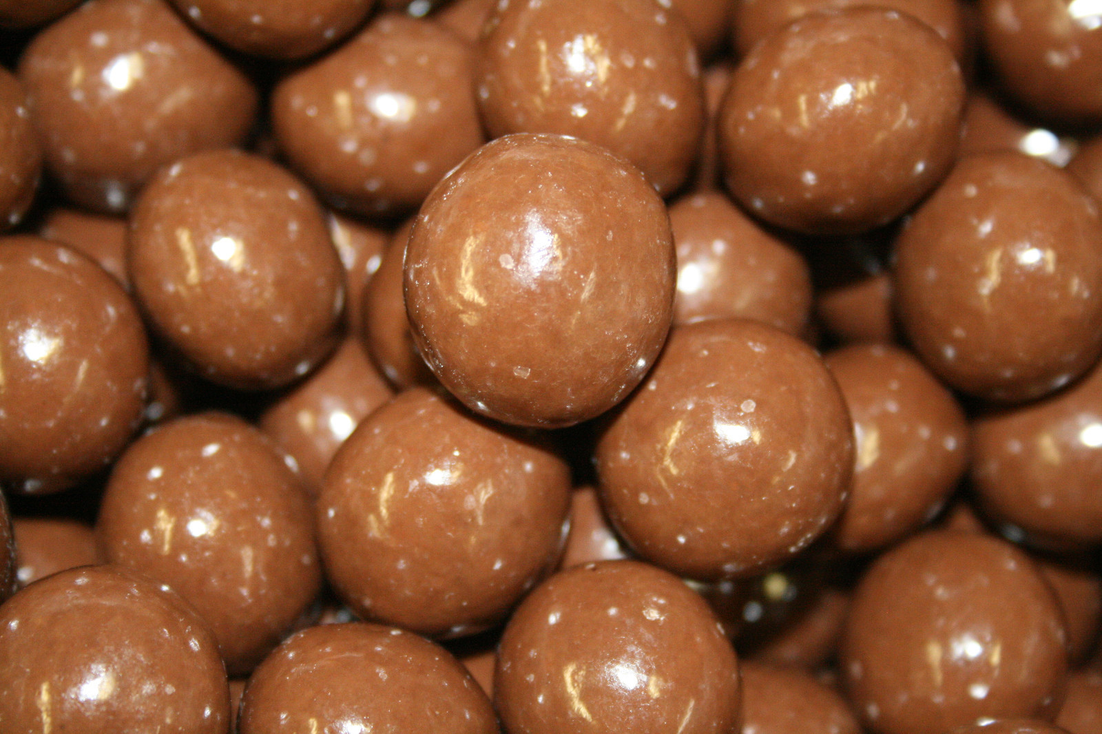 MILK CHOCOLATE MALT BALLS, 1LB