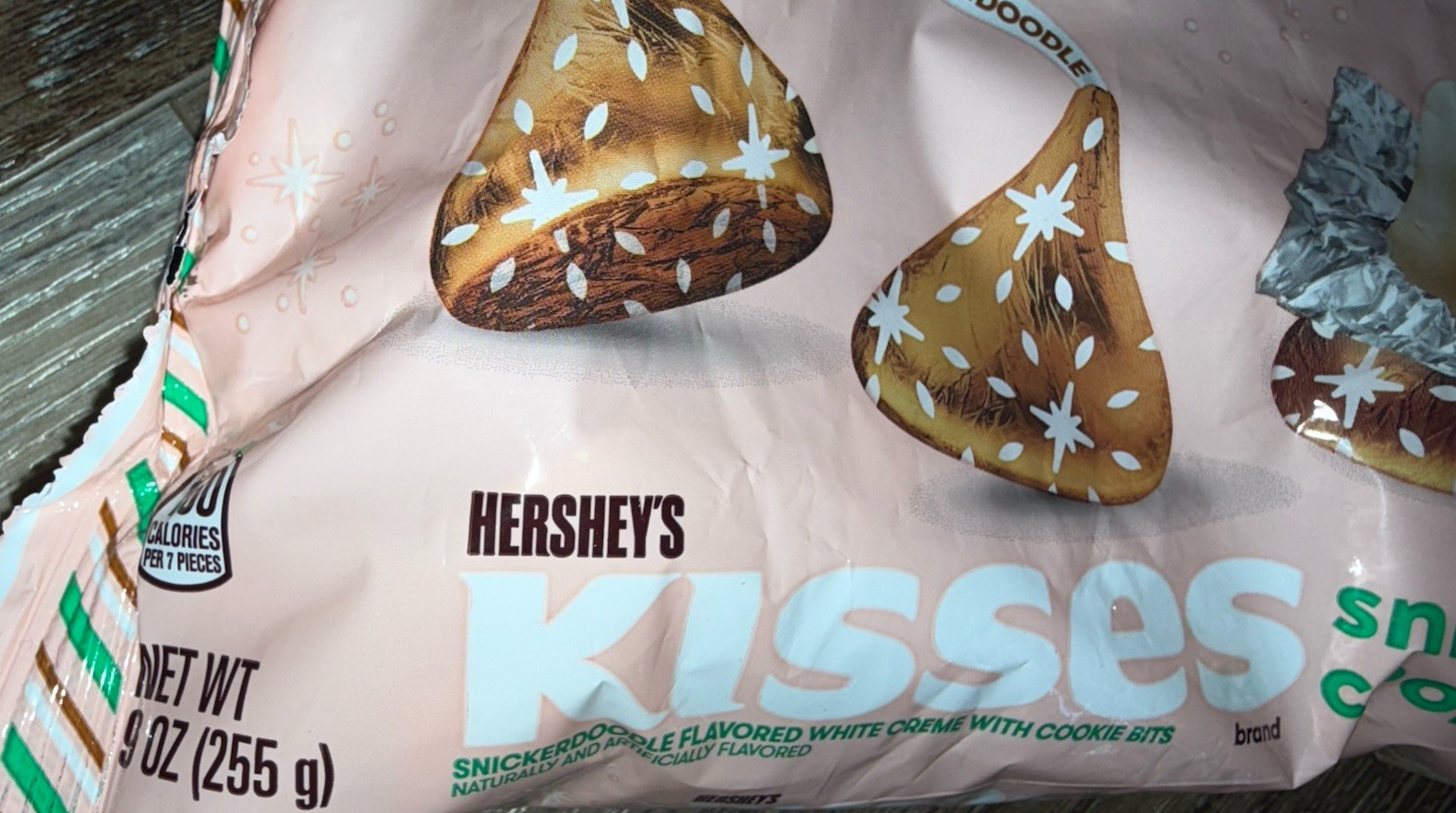 Hershey’s Kisses Snickerdoodle Cookie White Chocolate Candy 9 oz 11/2026, 2-Bags