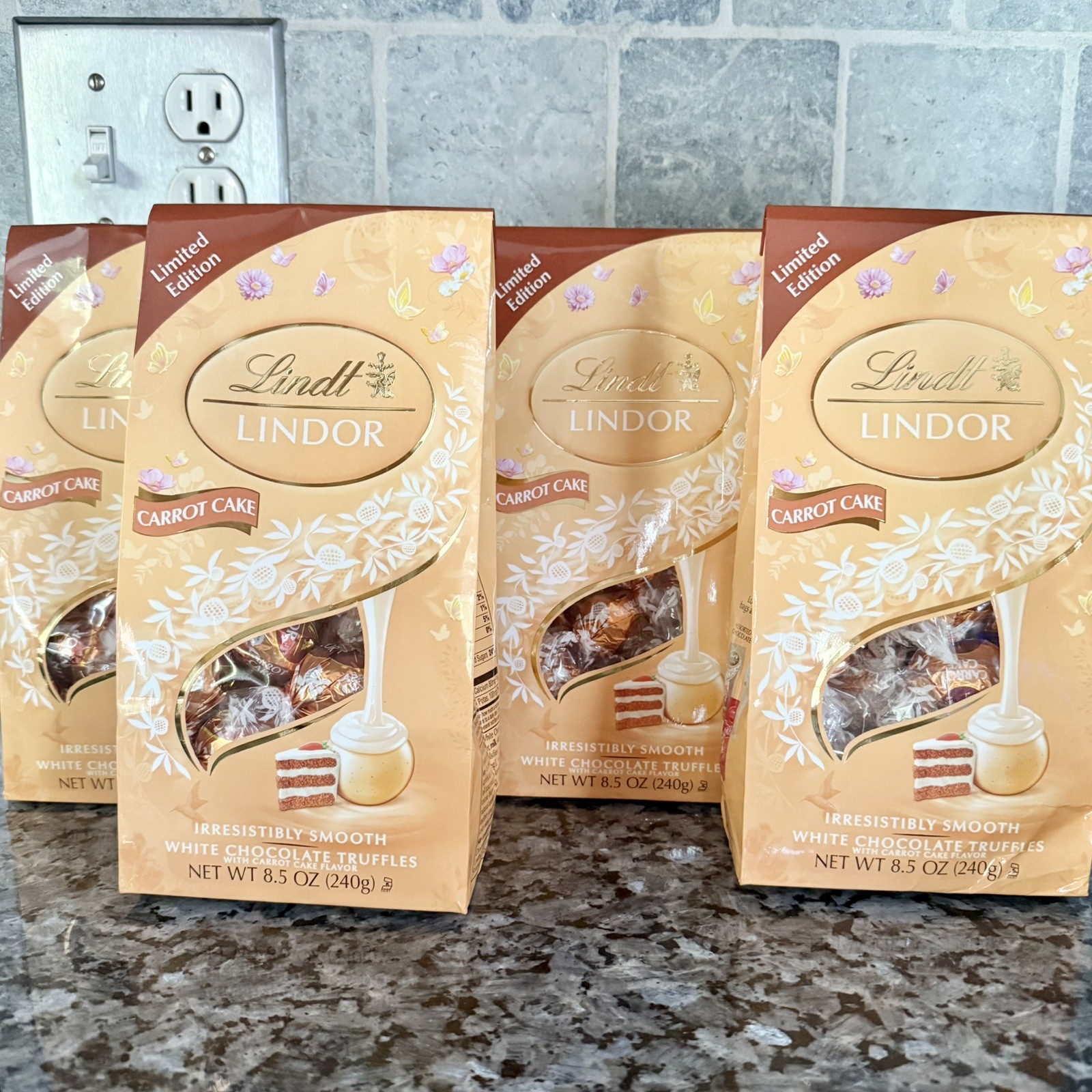 Lindt Lindor 8.5 Oz Carrot Cake White Chocolate Truffle Limited Edition – 4 Bags