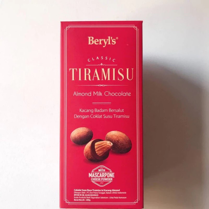 30 PCS Beryl’s Tiramisu Chocolate Almond Milk Beryls 180g