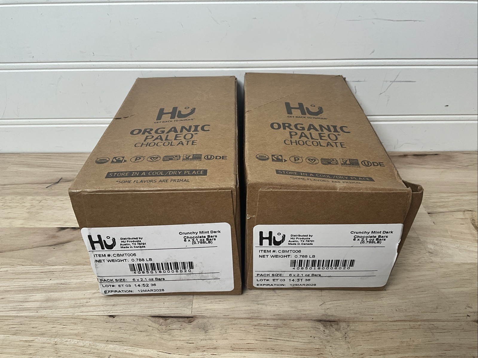 Hu Crunchy Mint Dark Chocolate 12‑Pack 2.1 Oz Bars Organic Vegan & Paleo – New