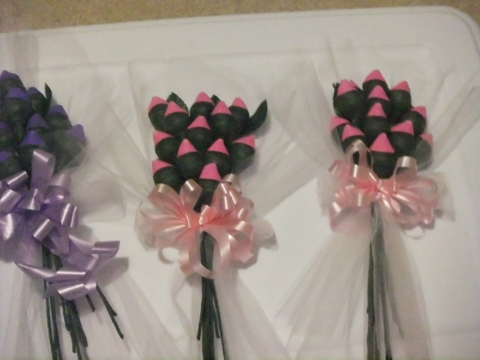 HERSHEY KISS CHOCOLATE ROSES 12 rose & BOW, U PICK COLOR, GIFT FAVORS FREE SHIP