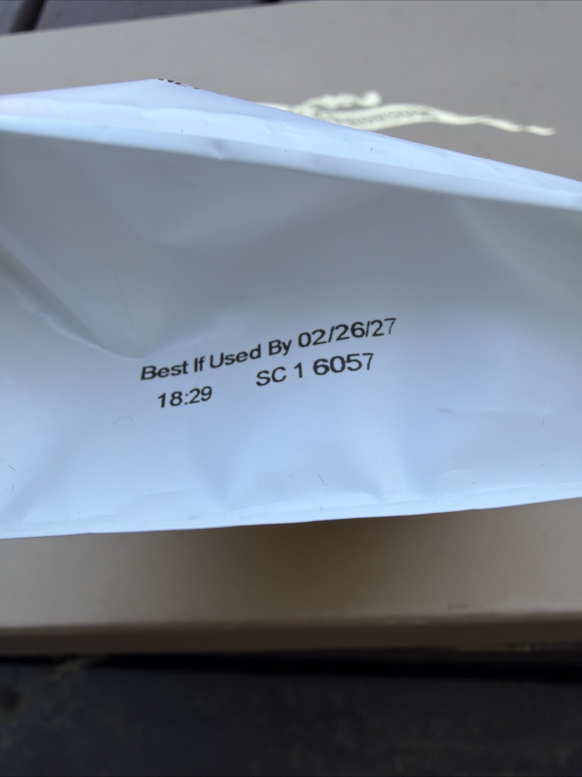 Justin’s Dark Chocolate Peanut Butter Candy Pieces 4.5 Oz (128g) Exp:2/26/27