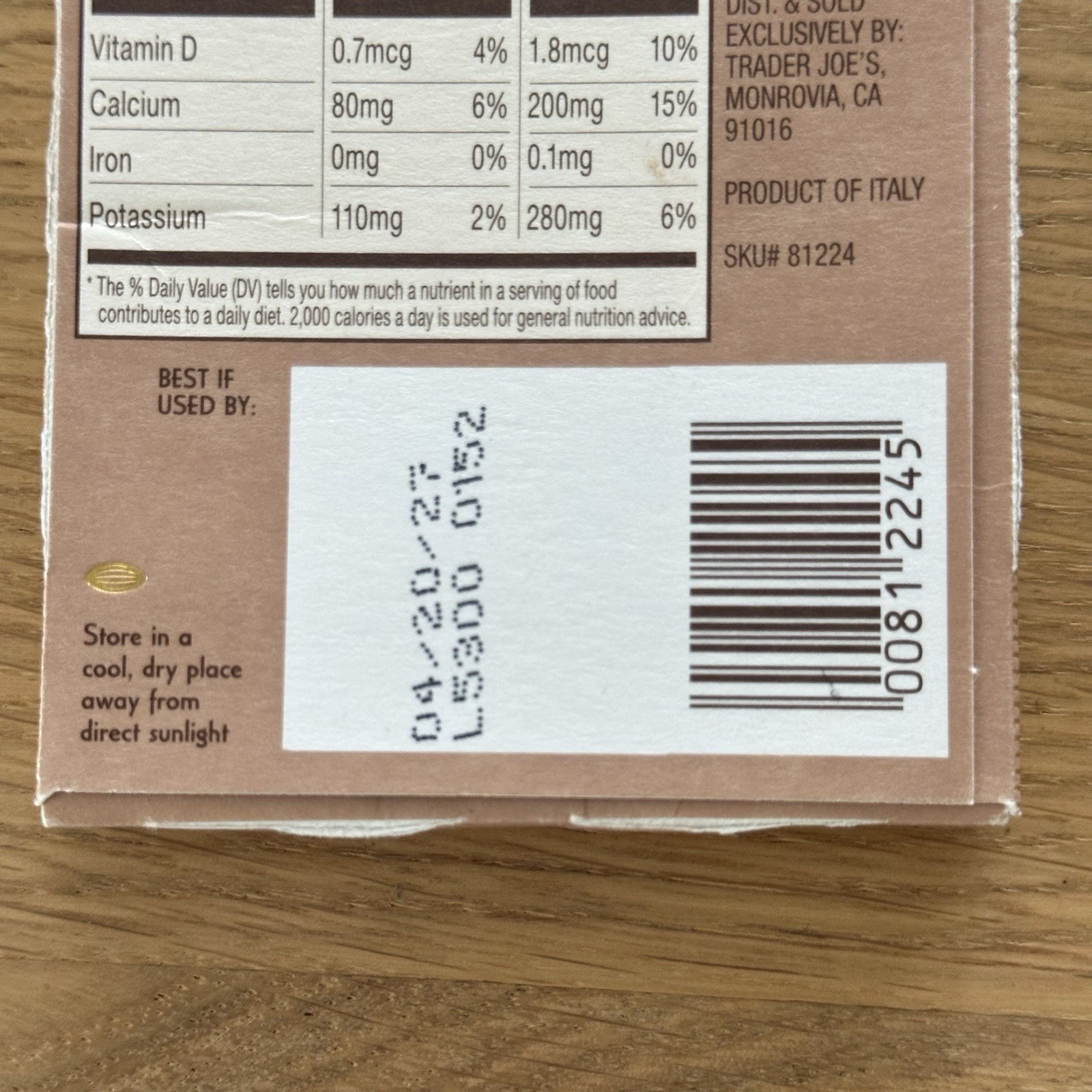 Trader Joe’s Blonde Bar 2.64 oz (75g) Caramel White Chocolate Sugar Cookie