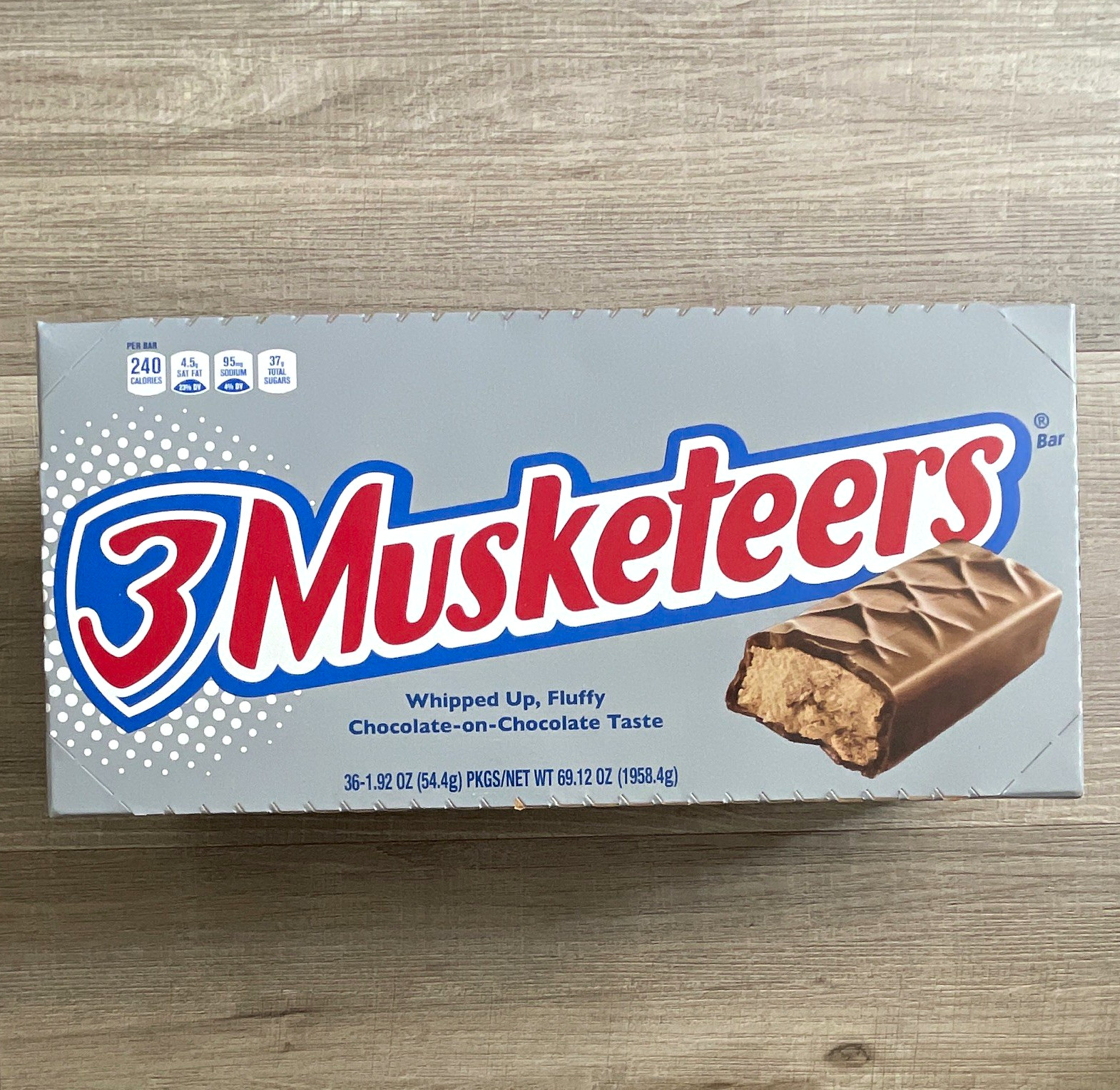 3 Musketeers Milk Chocolate Candy Bars Box, 36 x 1.92 oz Bars, 69.12 oz