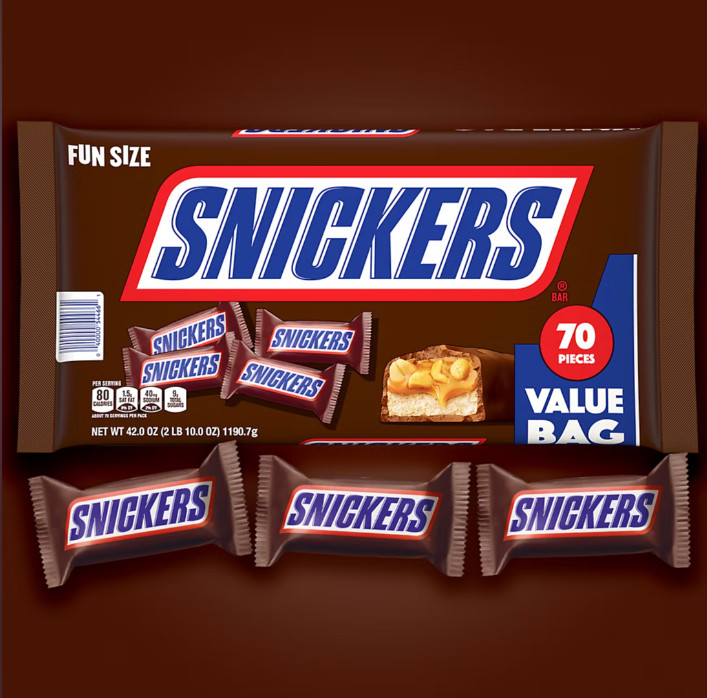 Snickers Fun Size Halloween Chocolate Caramel Candy Bars Value Pack, 70 pk.