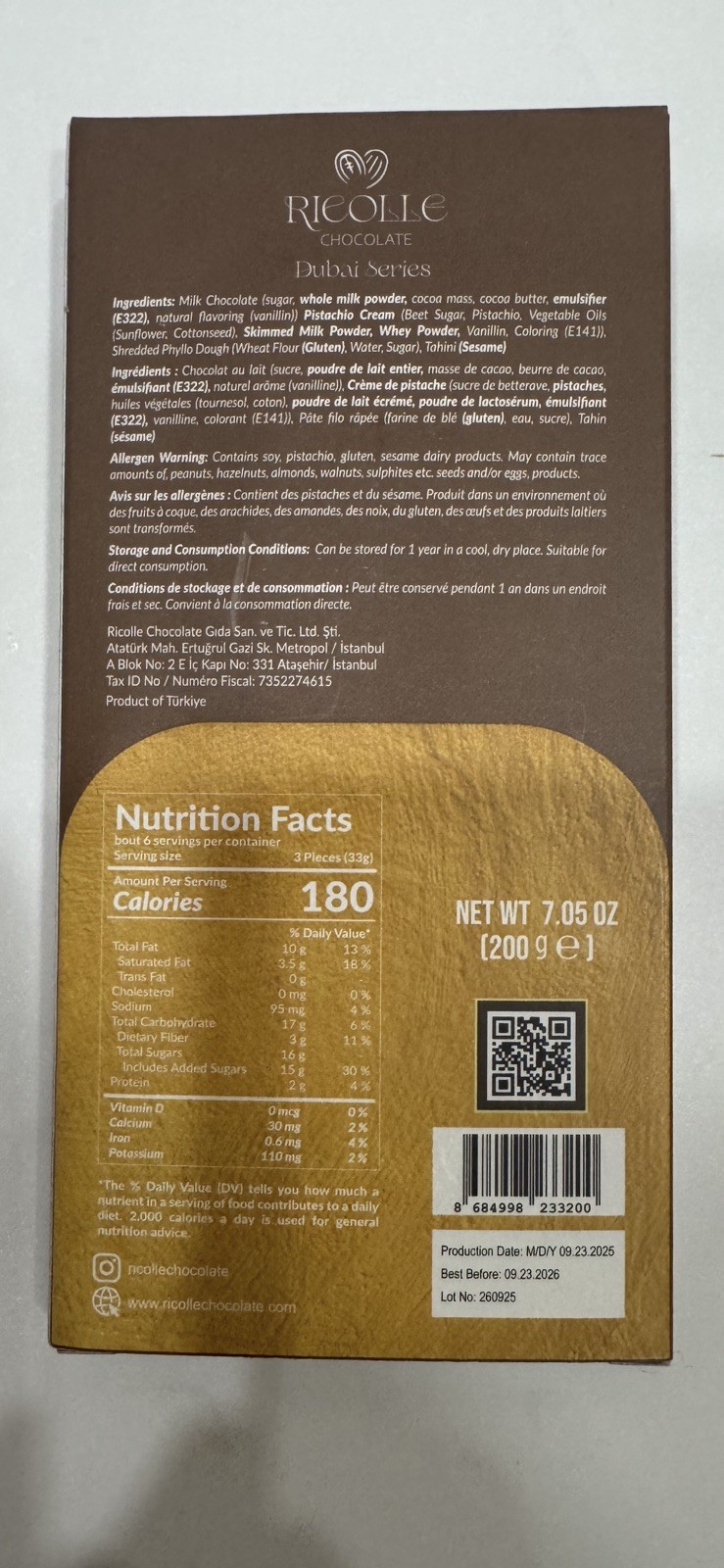 Dubai Pistachio Chocolate Bar 200g – Premium Milk Chocolate Filled