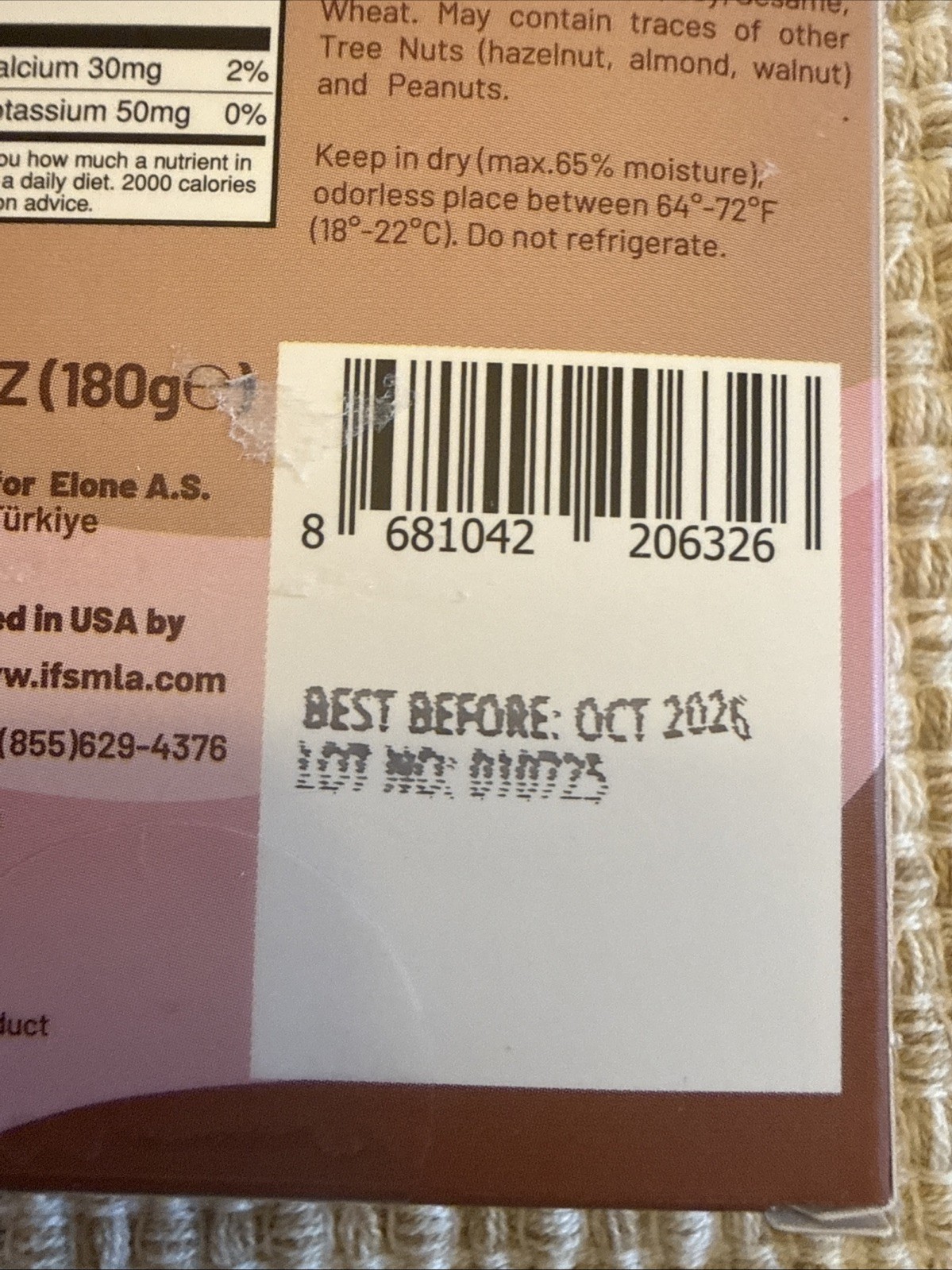 Lot x 2 Meronne Angel Hair Milk Chocolate w/ Pistachio Cream & Cotton Candy