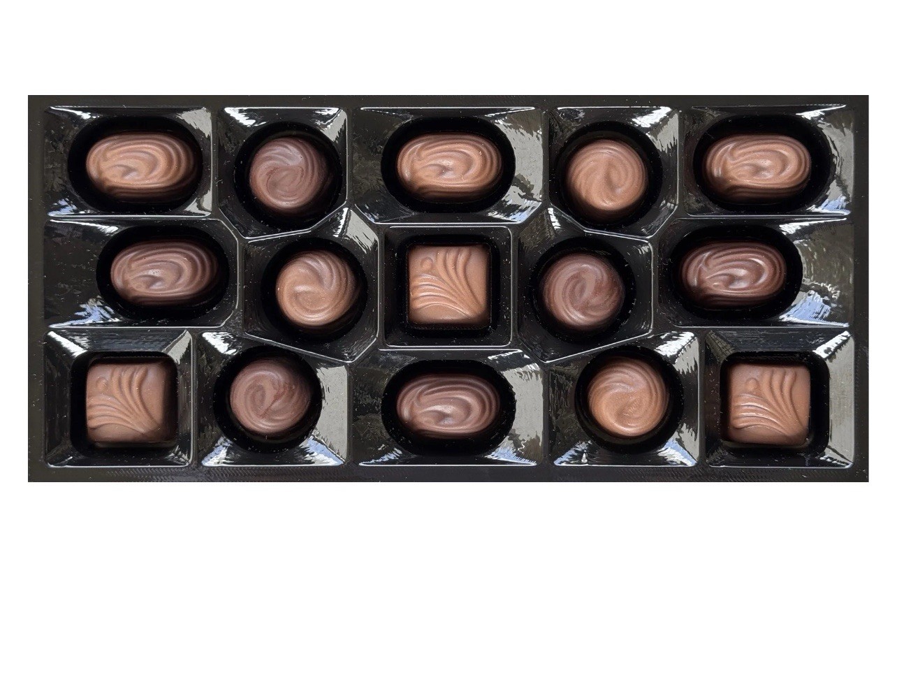 Hershey’s Pot of Gold Assorted Milk and Dark Chocolate 15 Piece Collection