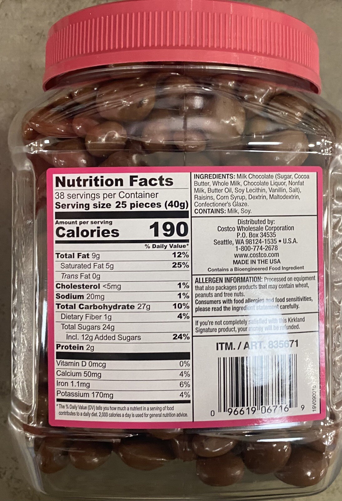 KIRKLAND Signature Milk Chocolate Raisins 54 oz Jar