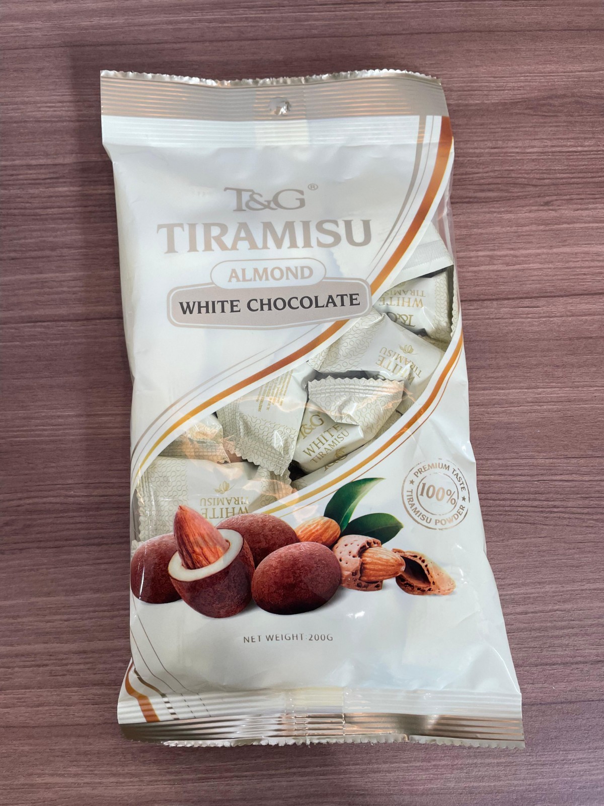 T&G Tiramisu Almond White Chocolate