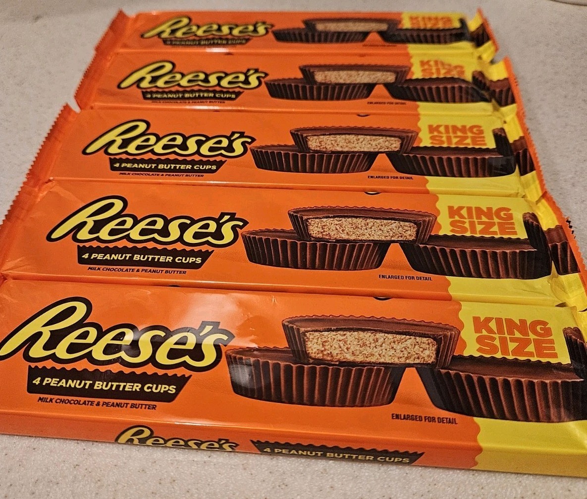 (5) 4-Count King Size Packs of Reeses Peanut Butter Cups 2.8 Oz Each (20 TOTAL)