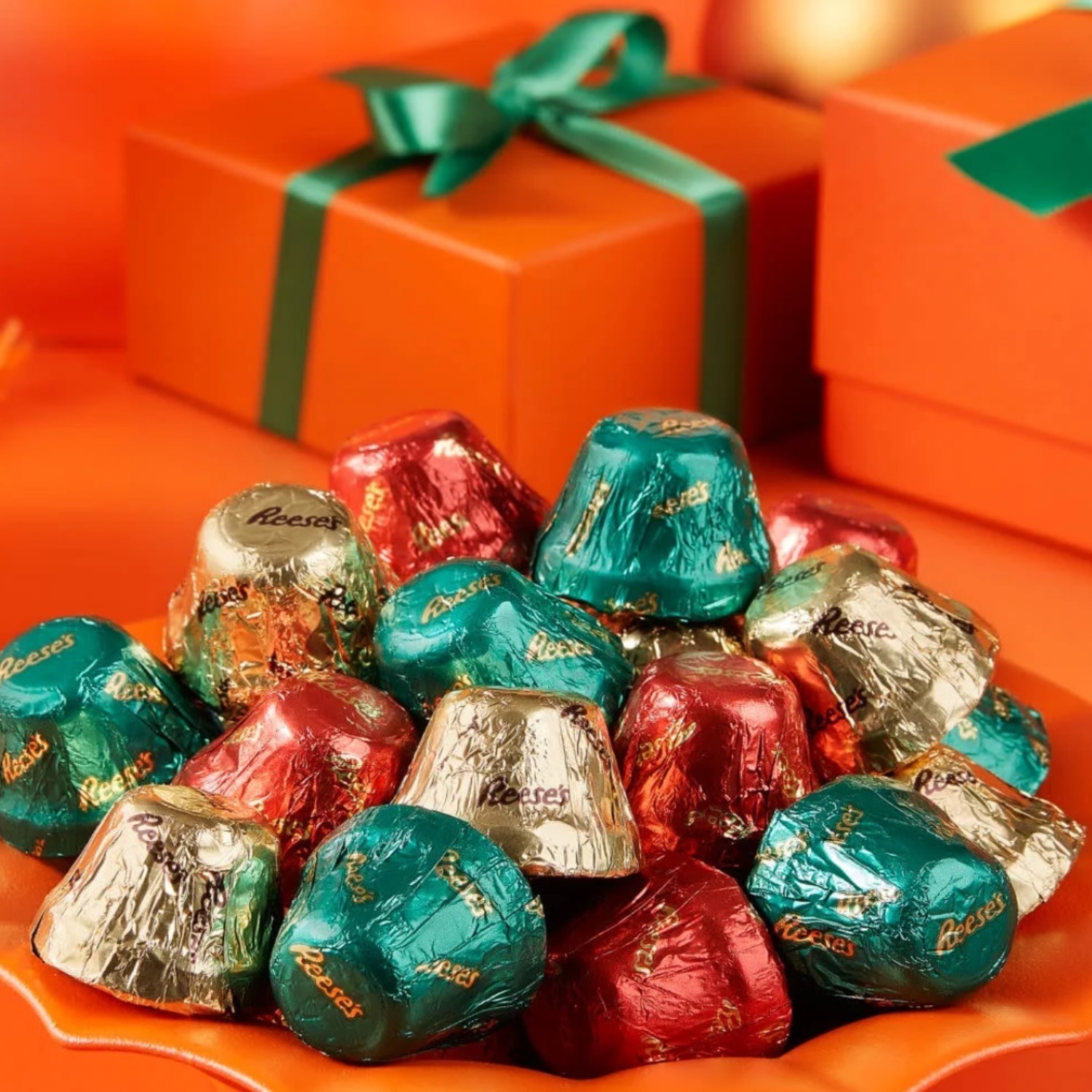 REESE’S PEANUT JINGLE BELLS BUTTER CUPS, Individually Wrapped IN POUNDS BAG BULK