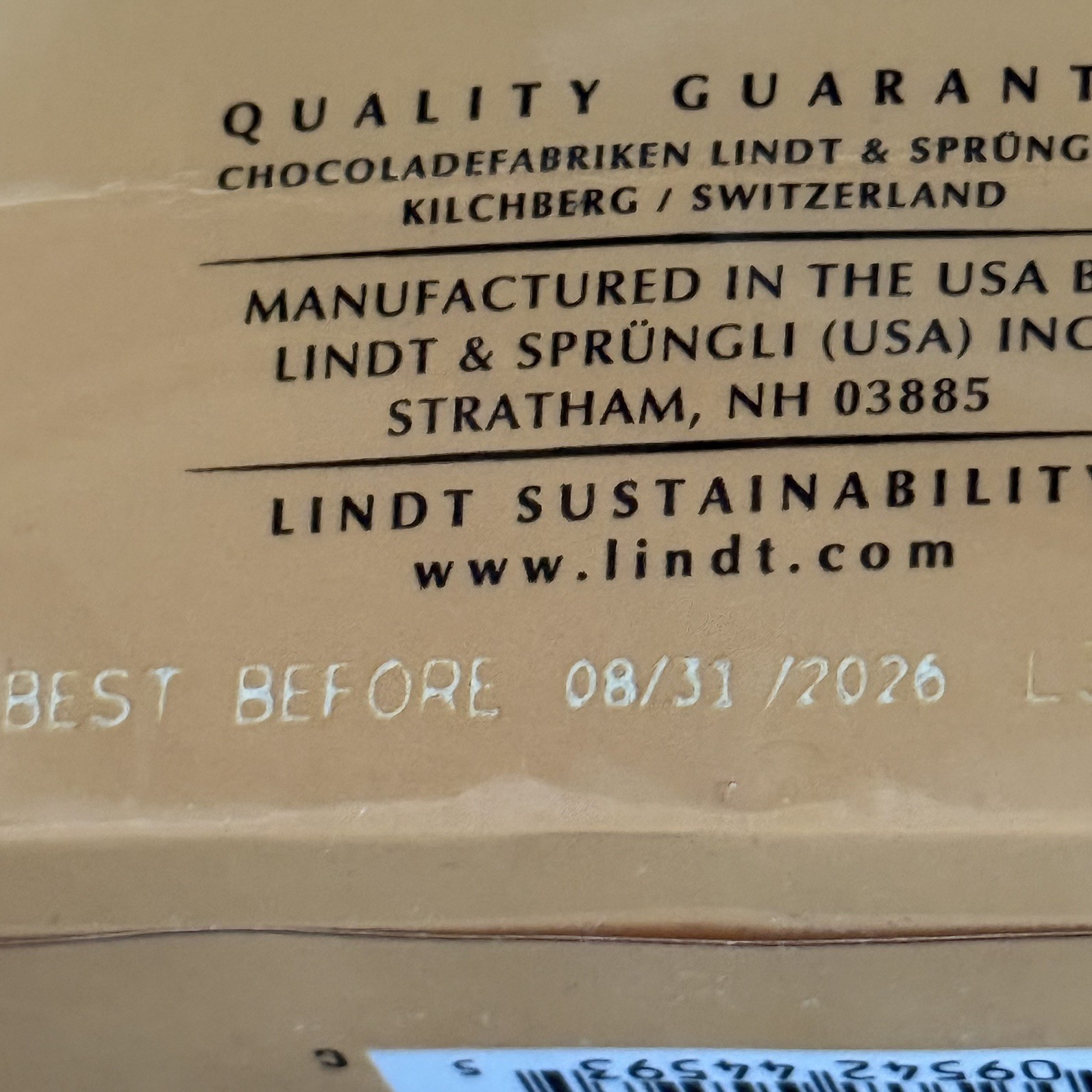 Lindt Lindor 8.5 Oz Carrot Cake White Chocolate Truffle Limited Edition – 4 Bags