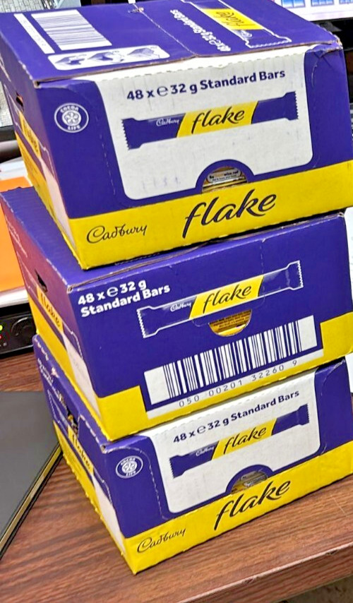 CADBURY FLAKE CHOCOLATE 48 BARS x 32g FRESH SAMEDAY SHIPP!!!!