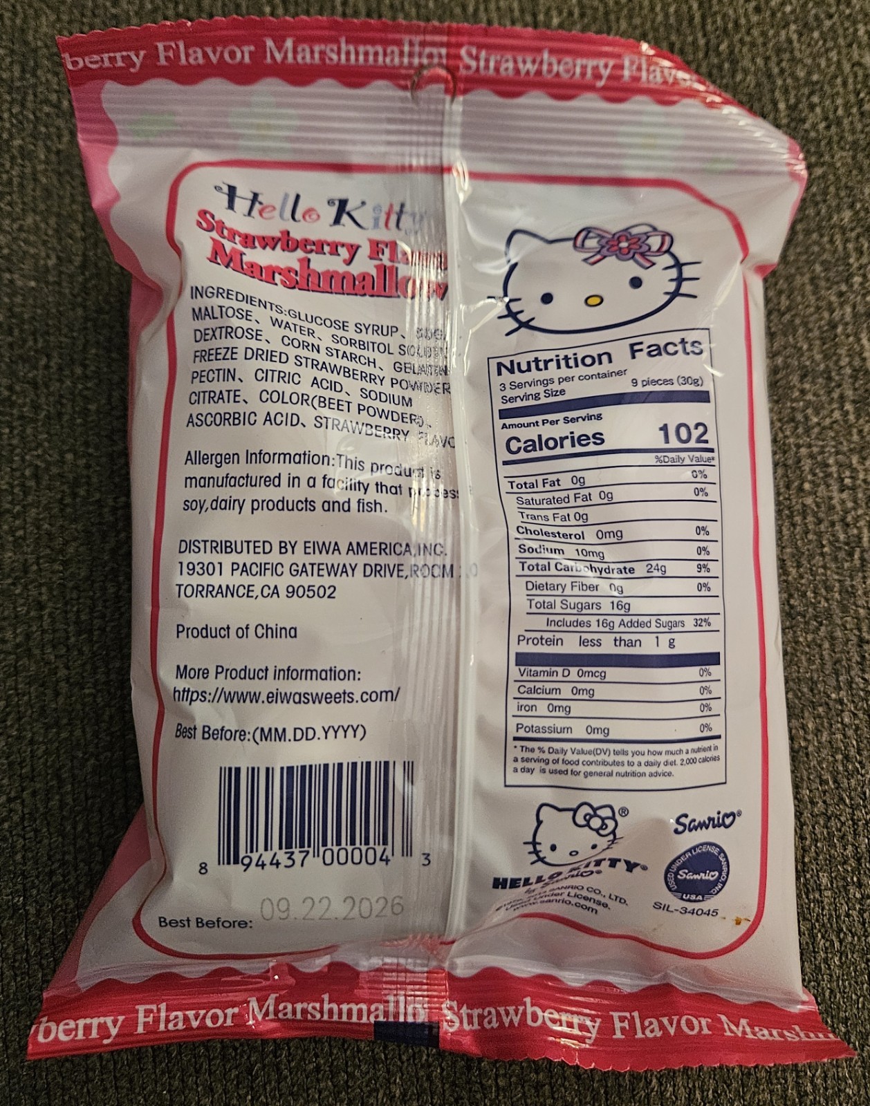 Official Sanrio Hello Kitty Strawberry Marshmallow Sealed Candy Collectible RARE