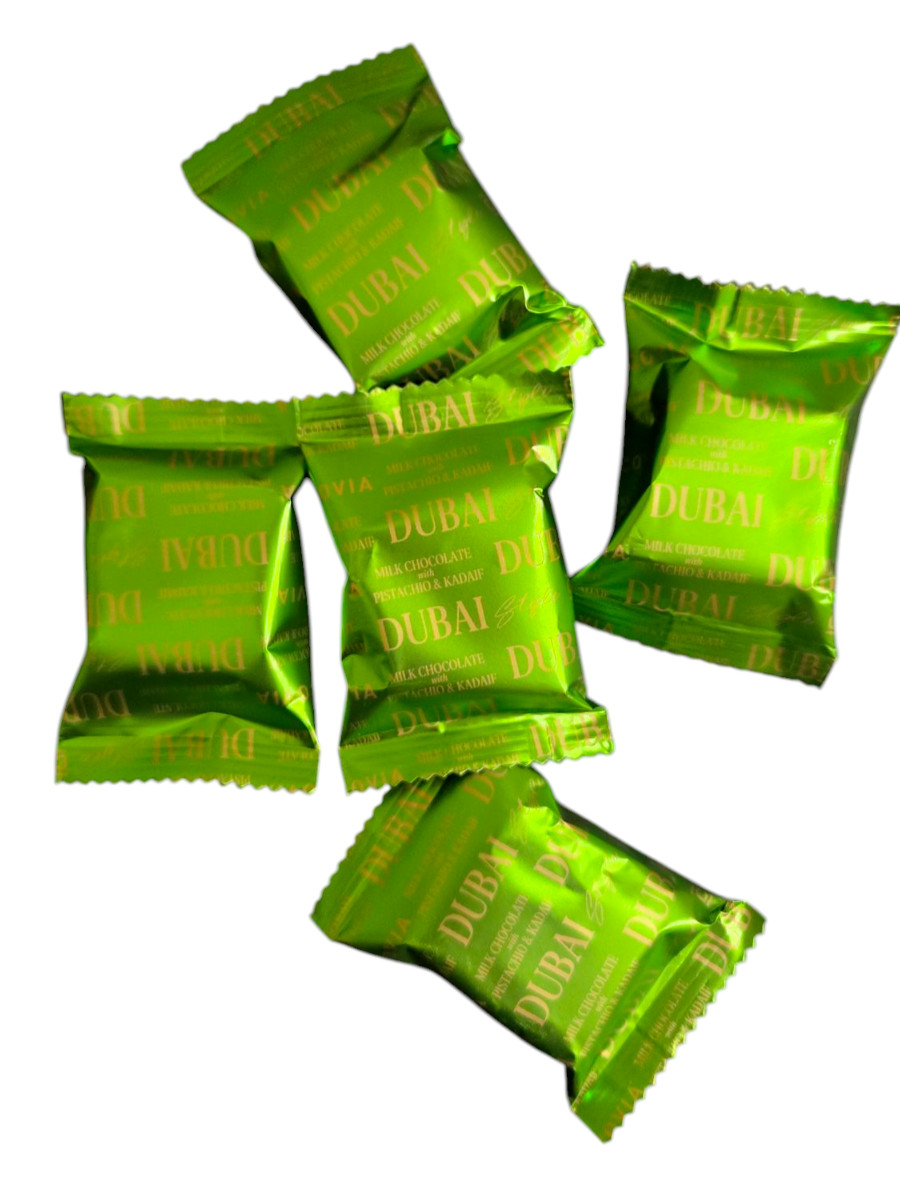 5-Pieces Chocovia DUBAI STYLE Milk Chocolate with Pistachio & Kadaif *BB 7/2026*