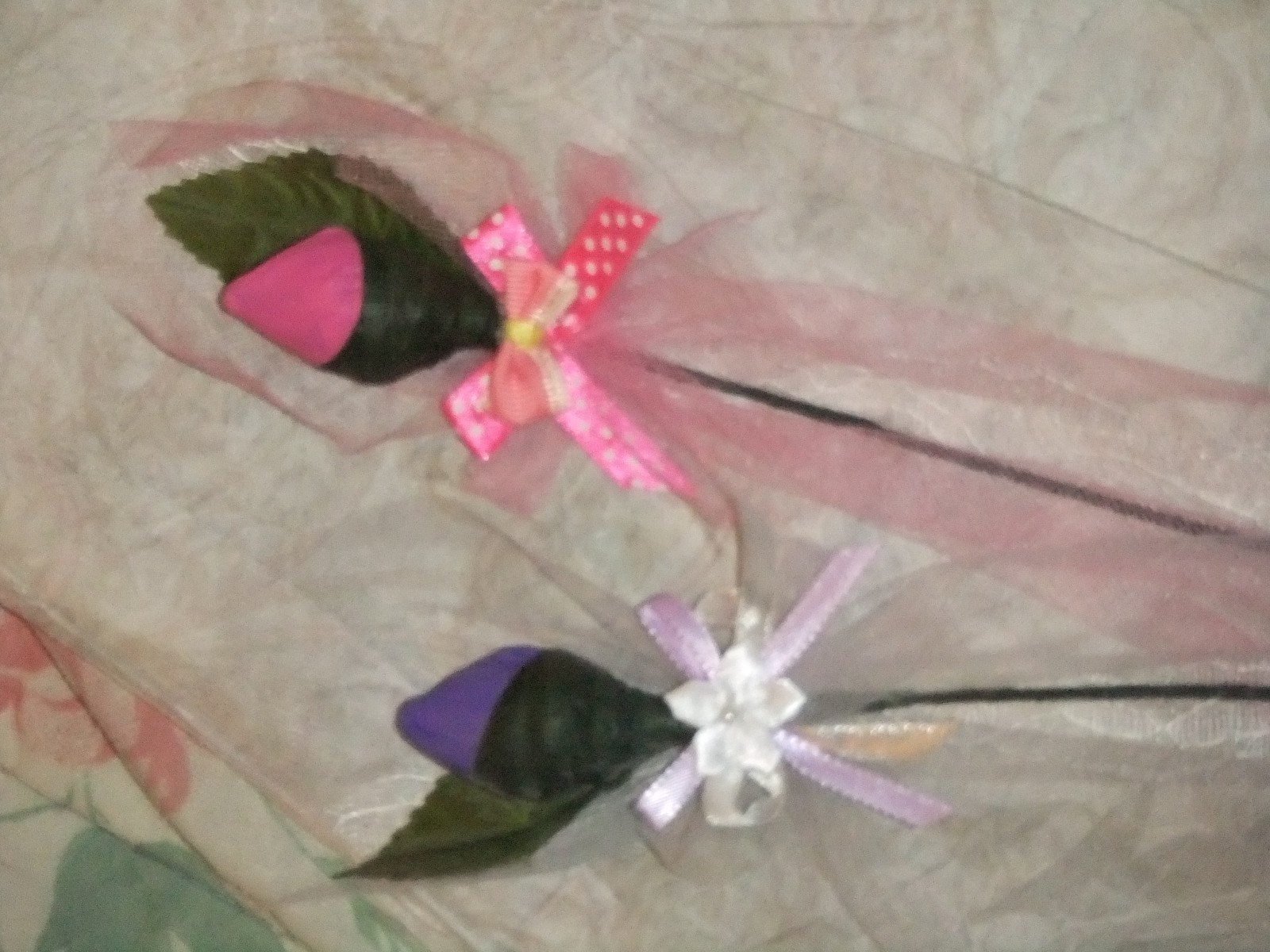 pagent,dance,MOTHERS DAY KISS CHOCOLATE ROSE 1 rose W/BOW U PICK COLOR .