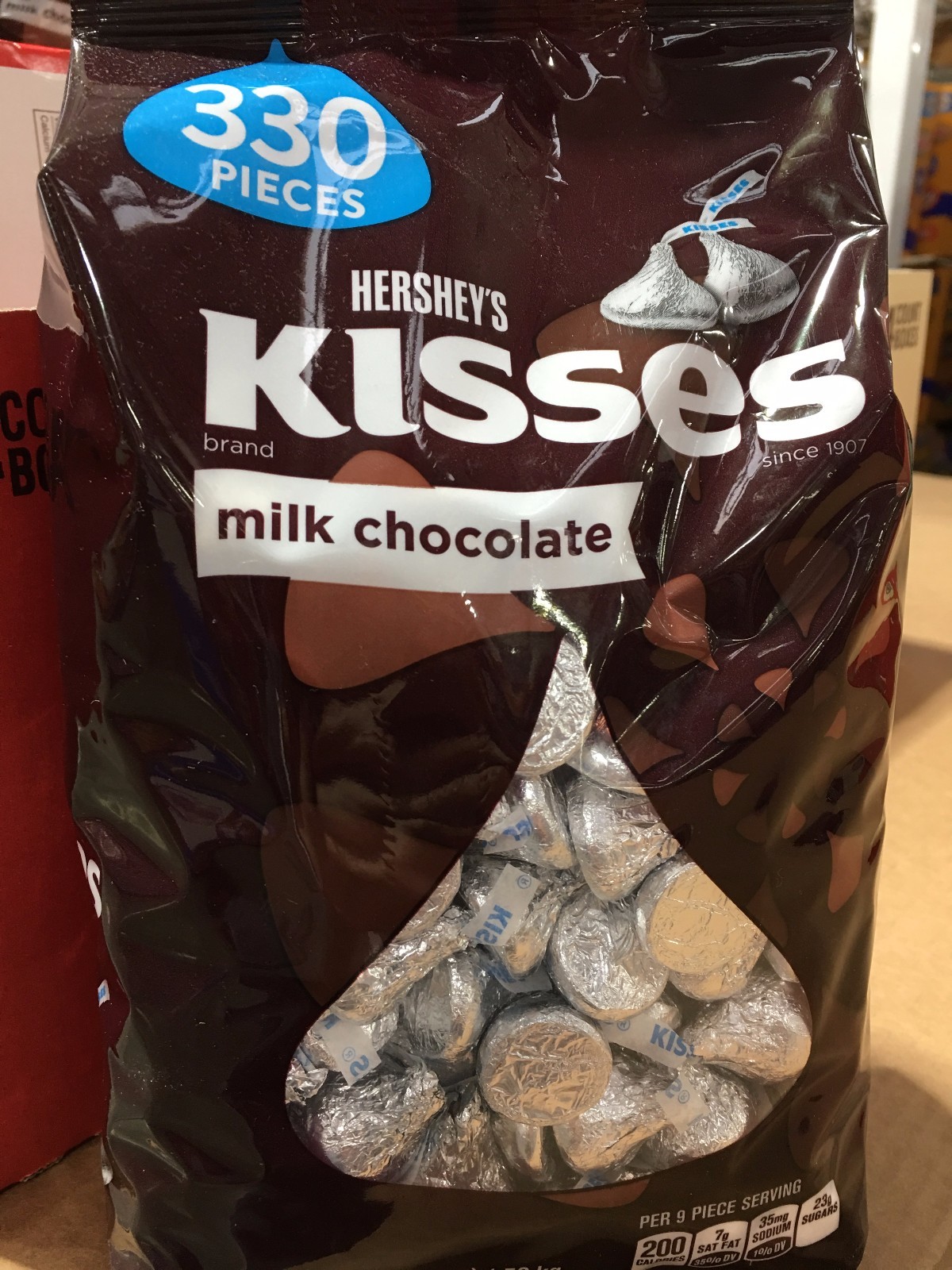 HERSHEY’S MILK CHOCOLATE KISSES candy 56 oz 3.5 Lbs 330 Pieces