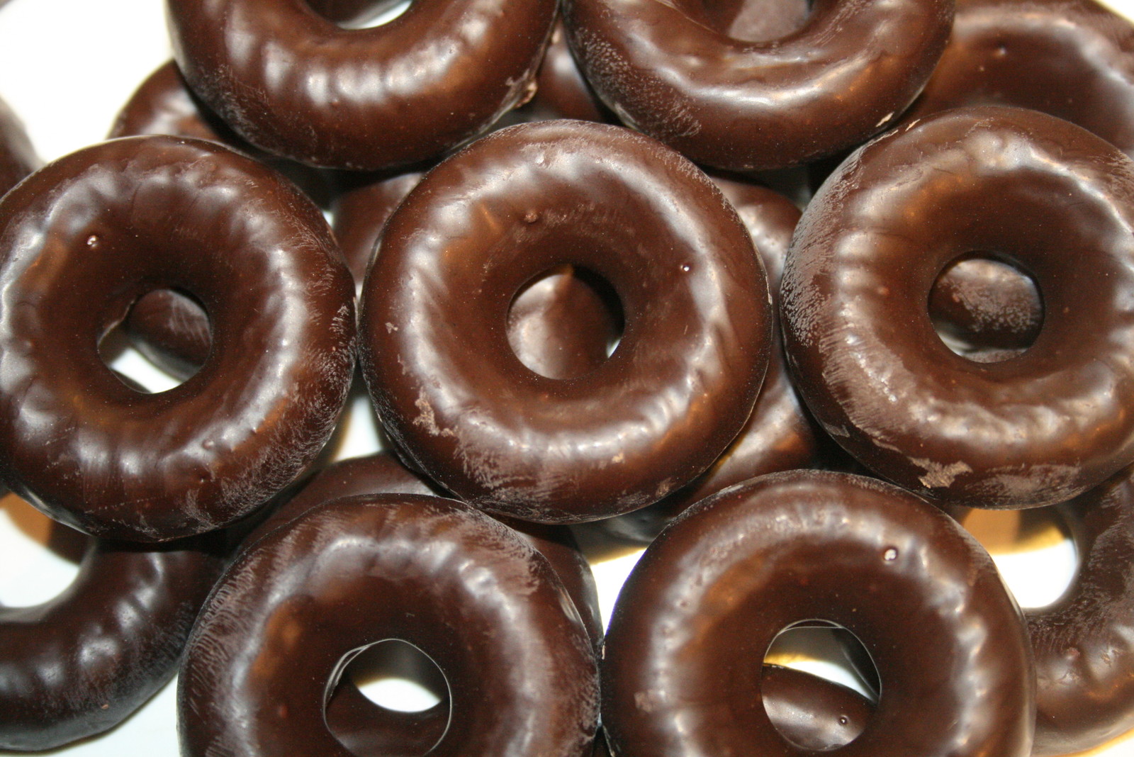 DARK CHOCOLATE COVERED JELLY RINGS, 5LBS