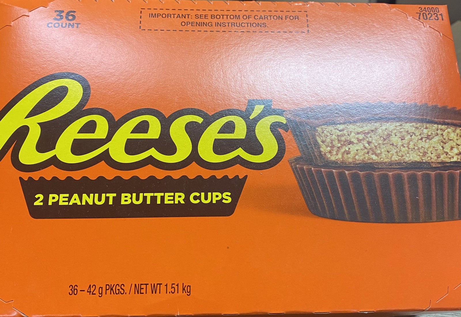 Reese’s Peanut Butter Cups Milk Chocolate Candy Box 36 Count 1.51kg Oct 2026