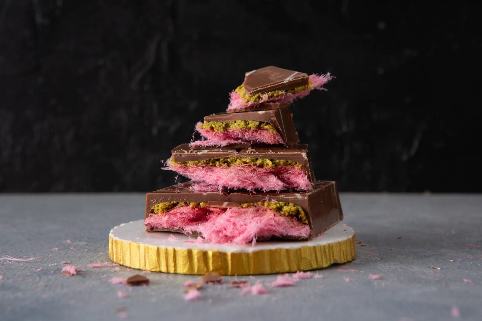 Viral Angel Hair Dubai Chocolate Bar – Pink Cotton Candy